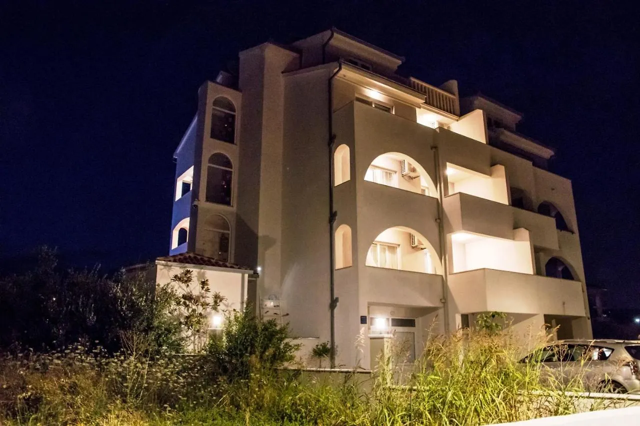 Villa Apartments Katja Trogir