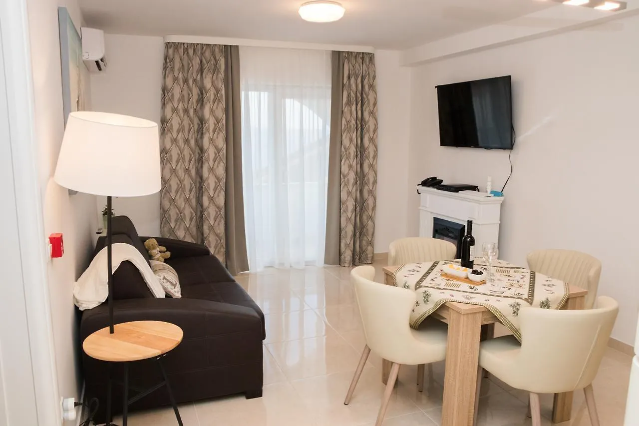 Villa Apartments Katja Trogir